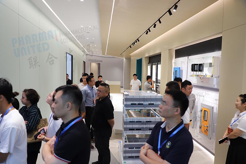 Успешный визит представителей отрасли в компанию Pharma United Co., Ltd.